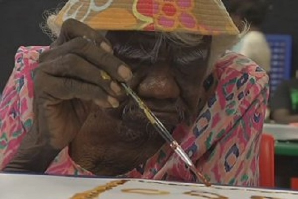 105-year-old ‘Granny Daisy’s’ Art Receives Worldwide Acclaim
