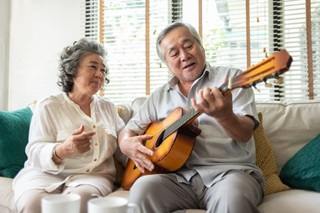 Retirement Villages for Couples: Navigating the Transition Together